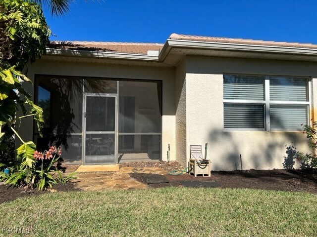 Building Photo - 10602 Camarelle Cir