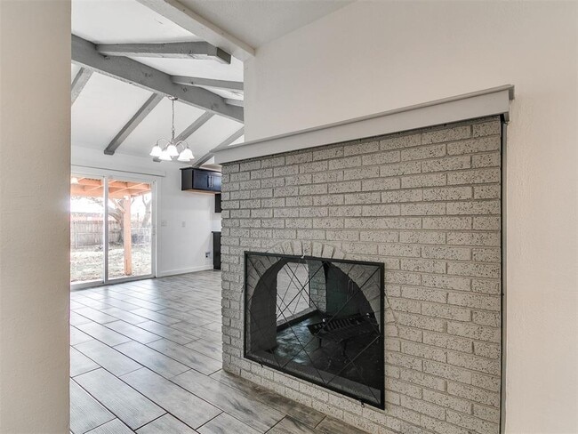 Building Photo - 2808 SW 88th St