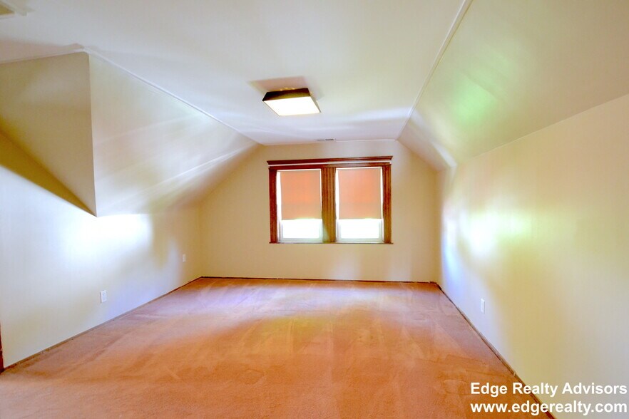 Building Photo - 48 Trapelo St