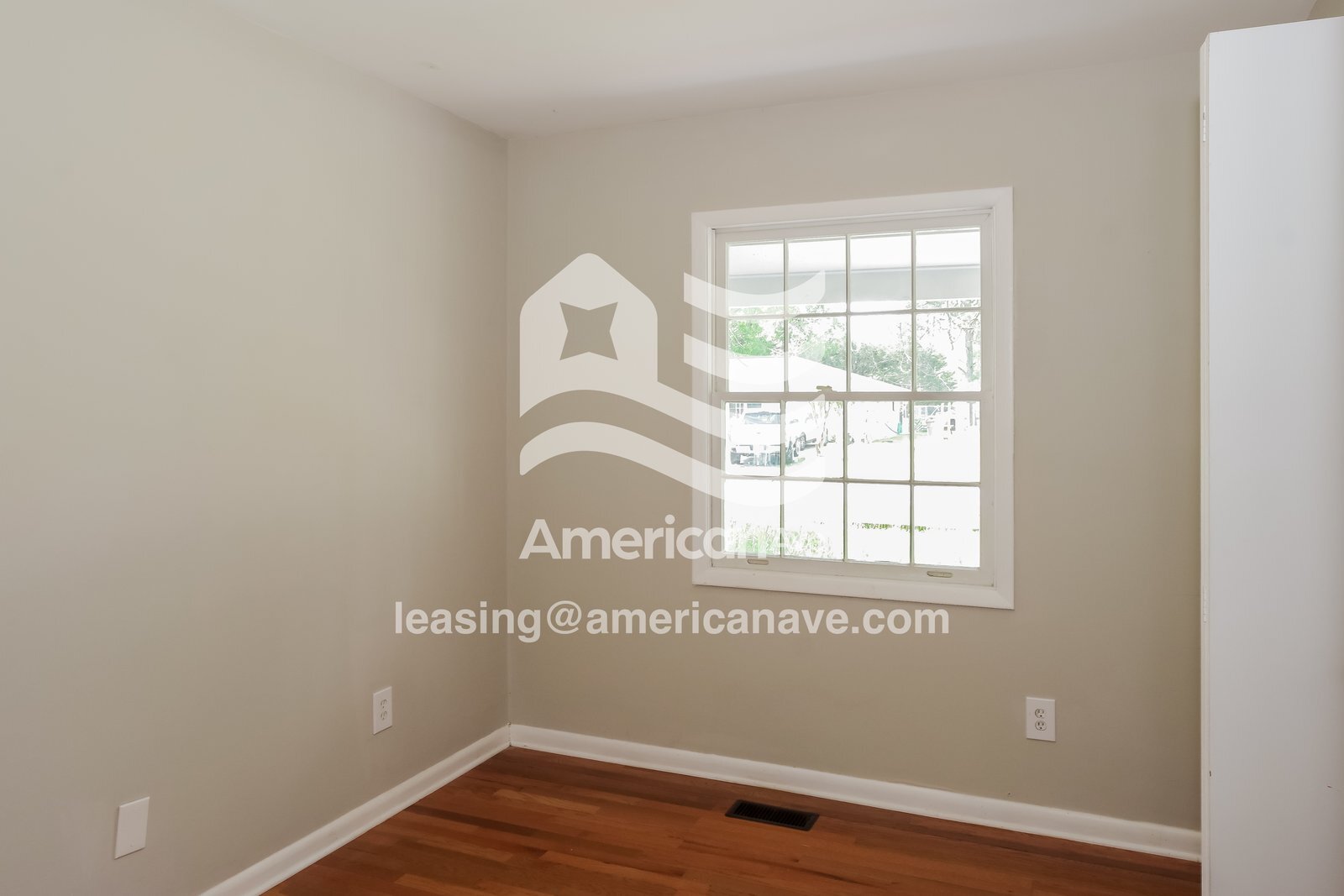 Building Photo - 2232 Harrison St SE