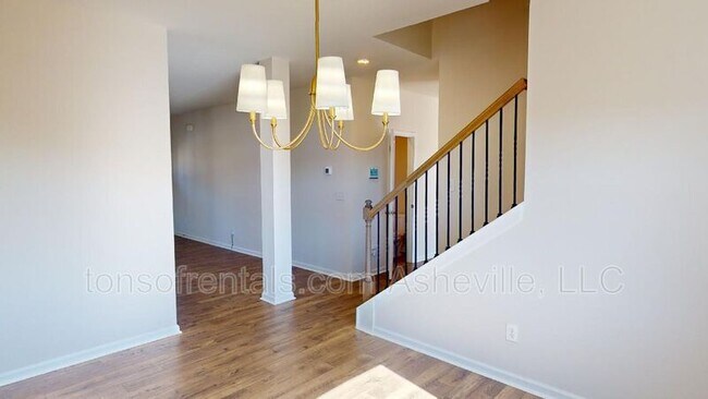Building Photo - 354 Tavernier Ln