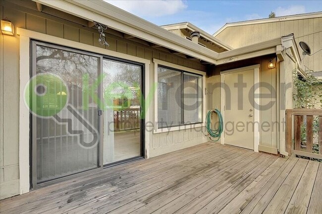 Building Photo - 7733 Lauppe Ln