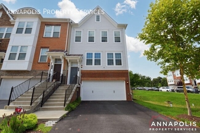Primary Photo - 7736 Cresap Ln