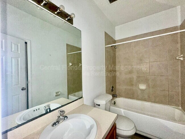 Building Photo - 4304 Paradise Cove Ct