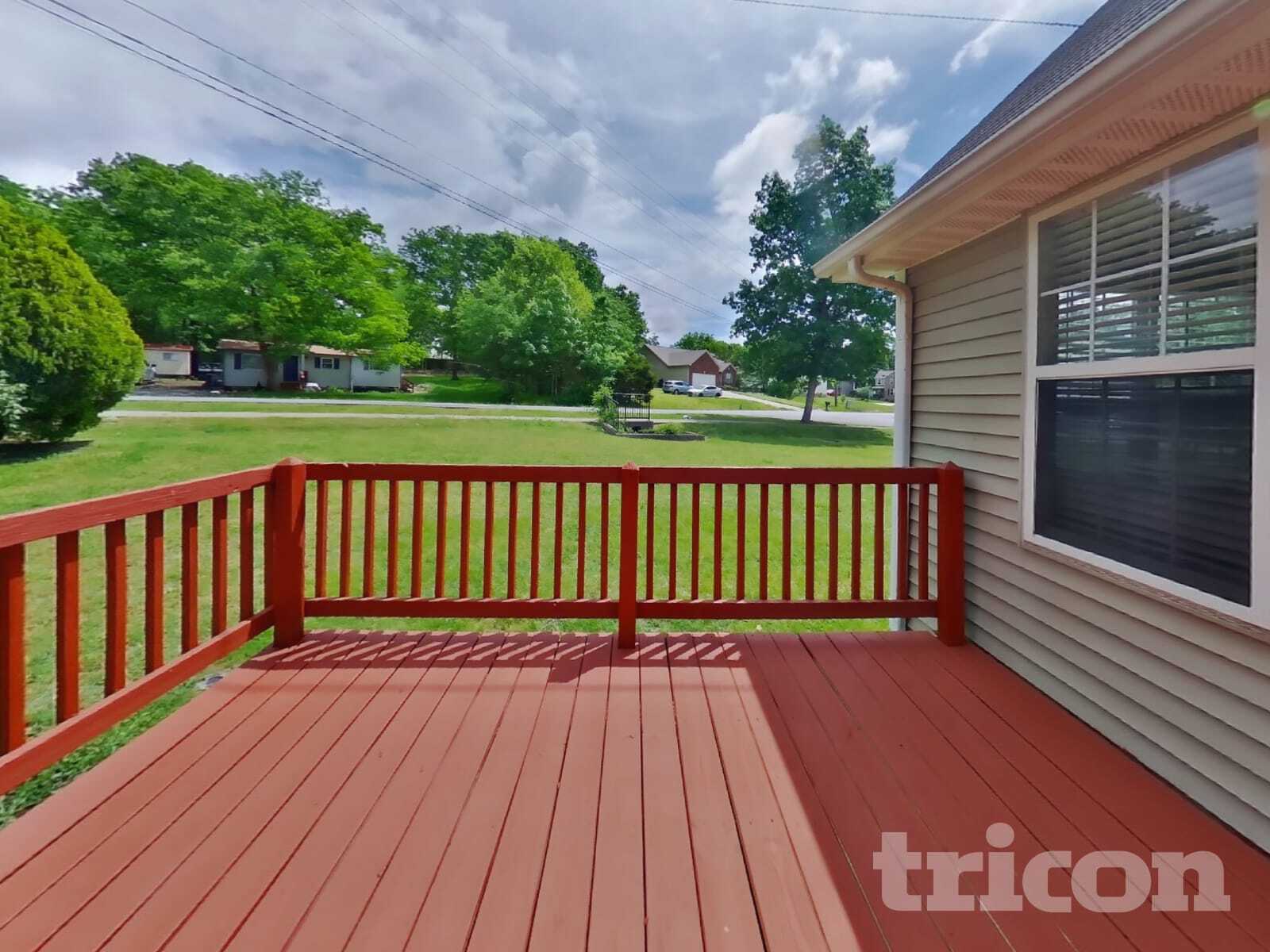 Building Photo - 800 Chaney Woods Dr