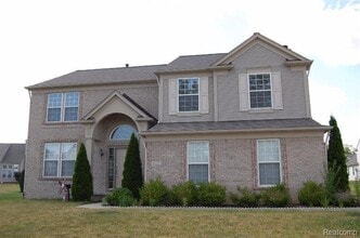 Building Photo - 6122 Cherrywood Dr