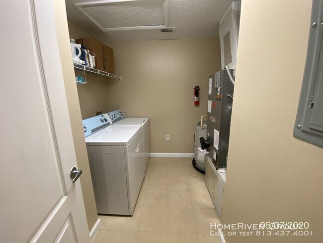 Building Photo - 12204 Wild Iris Way