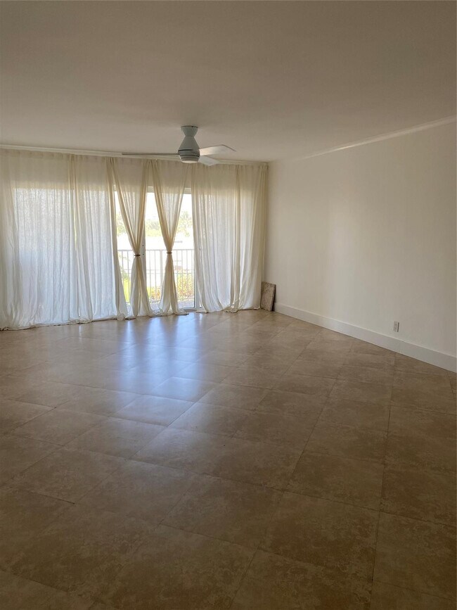 Building Photo - 1200 Hibiscus Ave