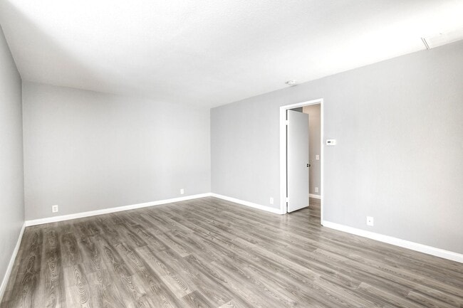 Building Photo - Bright One bedroom, one bath home in Mira Mesa!