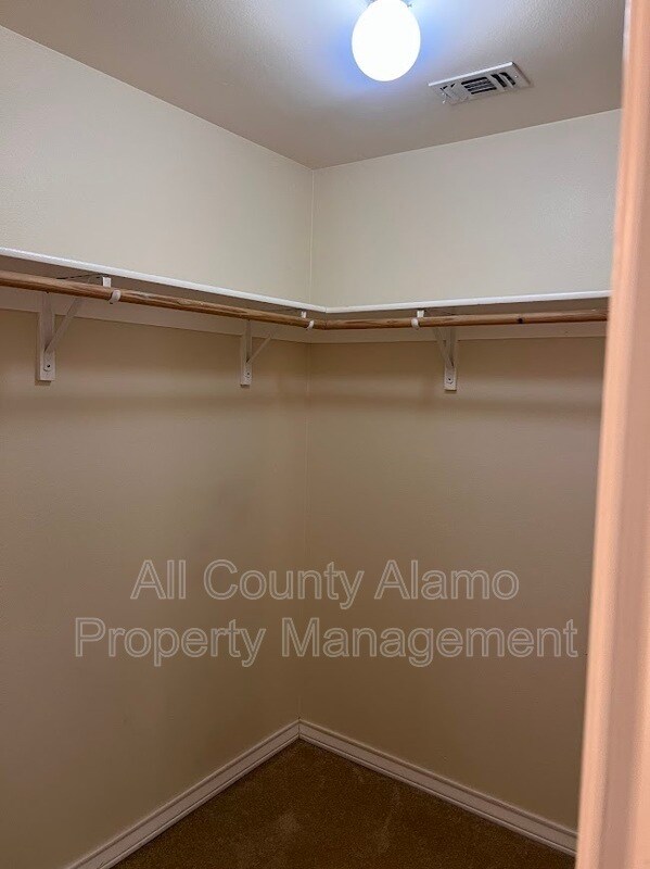 Building Photo - 8133 Morning Grove