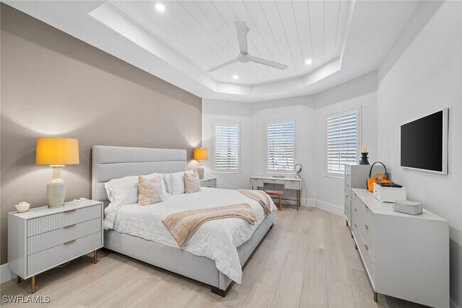 Building Photo - 6597 Caldecott Dr