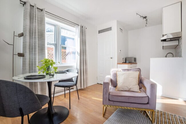 Building Photo - 39-39 55th St