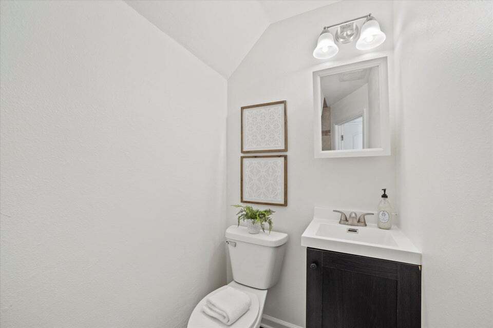 Building Photo - 138 Carroll St