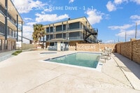 Building Photo - 4289 Lac Saint Pierre Dr