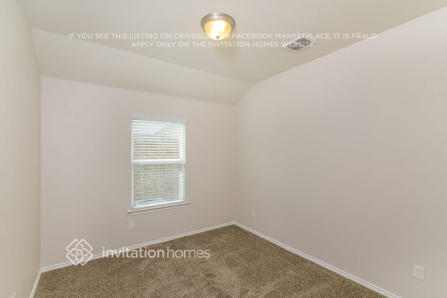 Building Photo - 10612 Hibiscus Cove