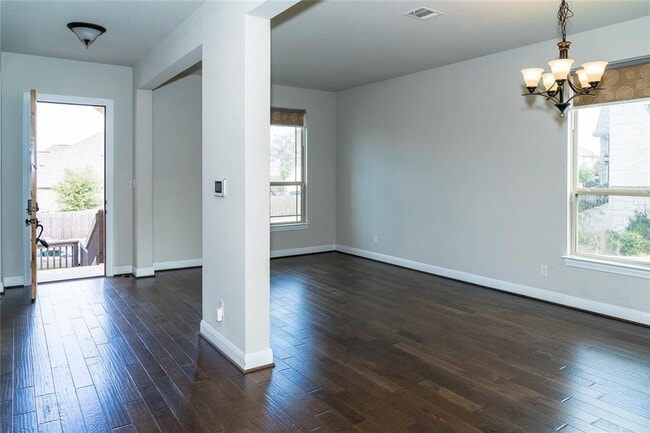 Building Photo - 3804 Tango Ct