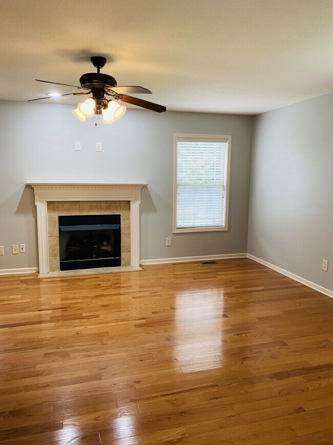 Building Photo - 1132 Chinook Cir