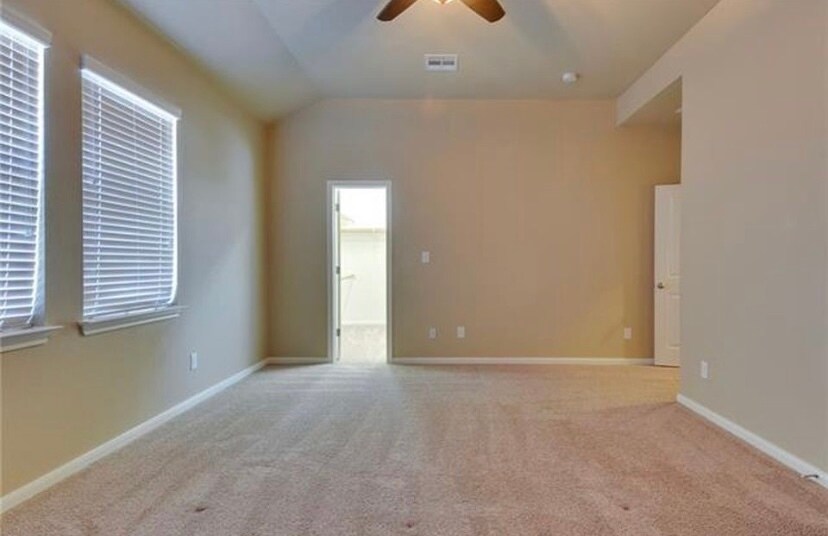 Building Photo - 2036 Ramage