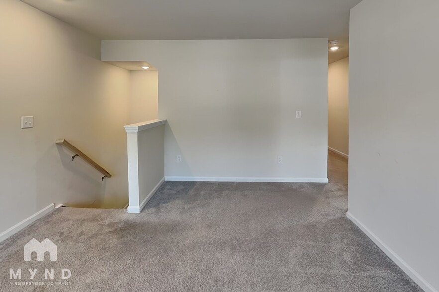 Building Photo - 5504 Soft Shell Dr