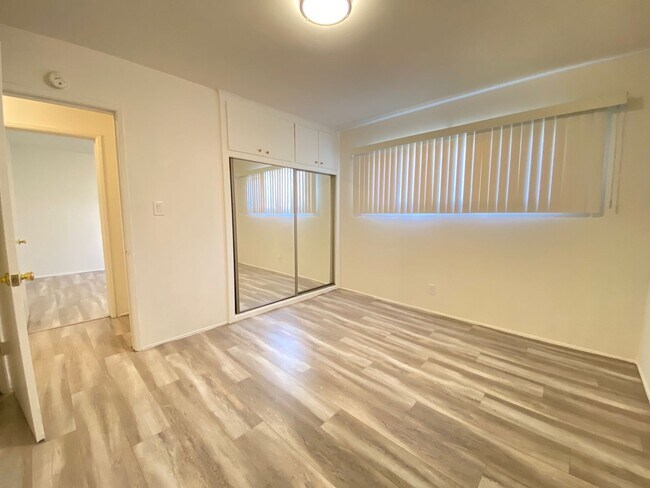 Building Photo - Cozy 3 Bedroom and 1 Bathroom in a good ar...