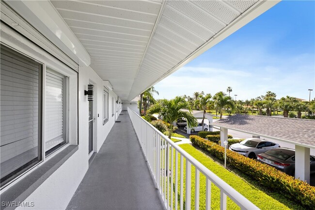 Building Photo - 121 Gabriel Cir
