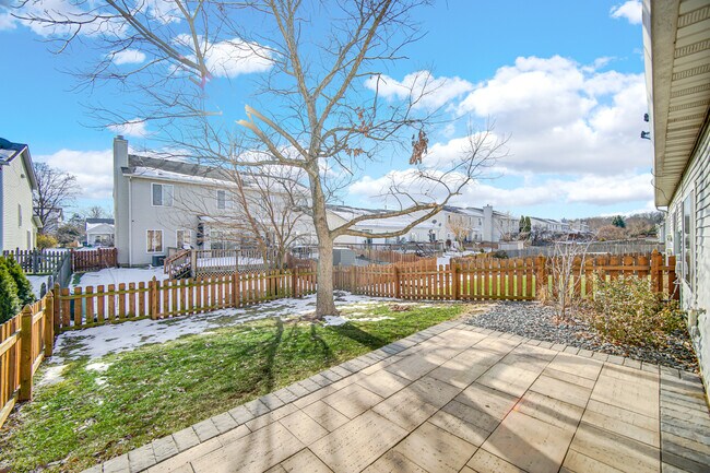 Building Photo - 16623 Natoma Dr