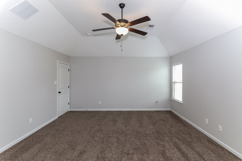 Building Photo - 9450 Darren Cir S