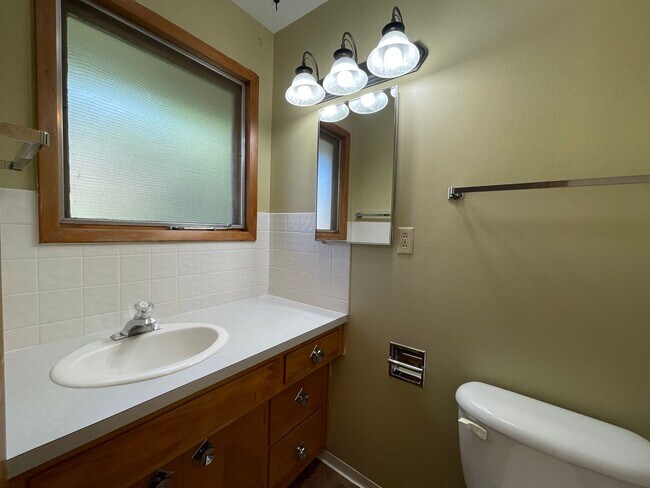 Building Photo - ***Coming Soon Mid July***Beautiful Northwest Rancher