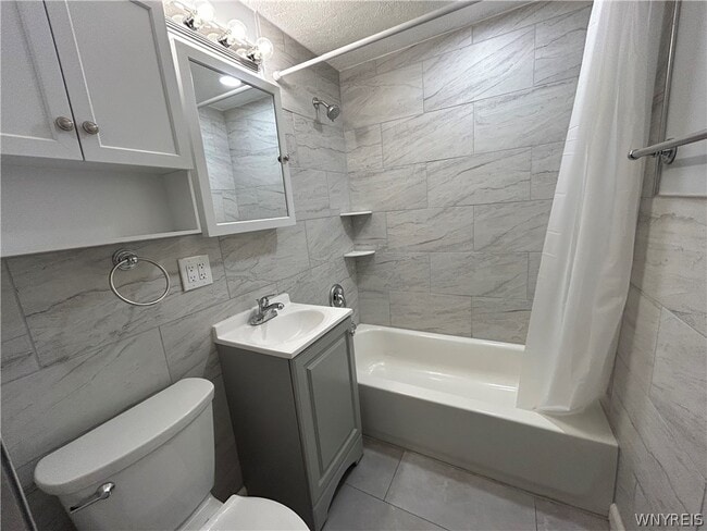 Building Photo - 128 Bannard Ave