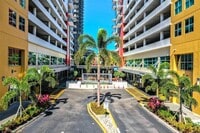 Building Photo - 1208 E Kennedy Blvd