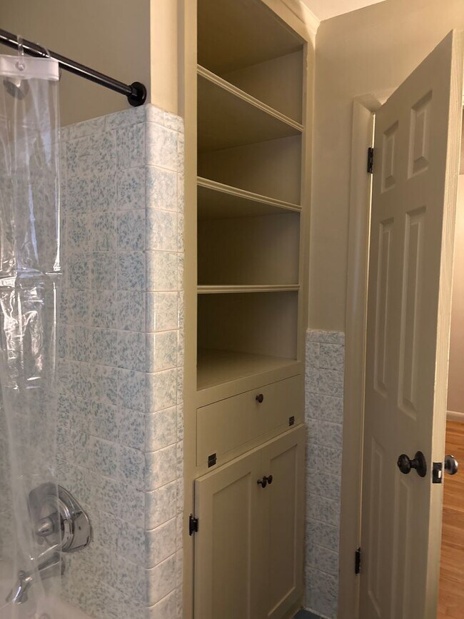 Building Photo - Seeing is believing!