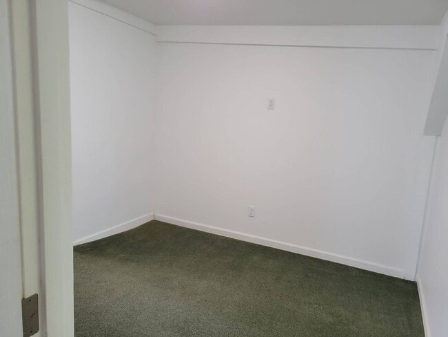 Building Photo - Commercial Lease Opportunity – Jacksonville, Oregon