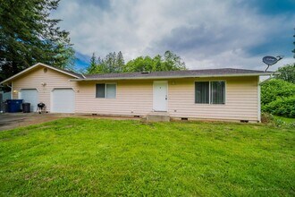 Building Photo - 8125-Rothfuss