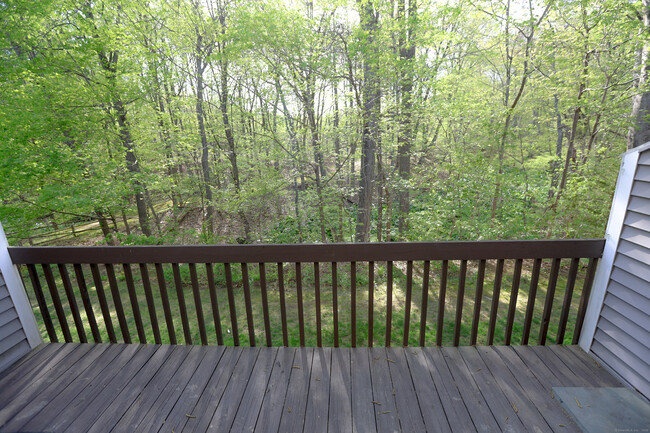 Building Photo - 906 Mill Pond Dr