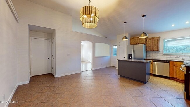 Building Photo - 4620 Joseph Rodriguez Dr