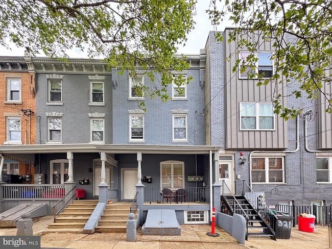 Primary Photo - 323 N Preston St