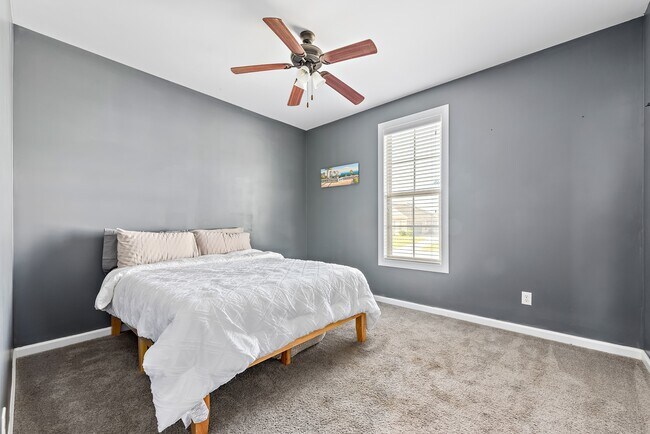 Building Photo - 103 Allisha Ct