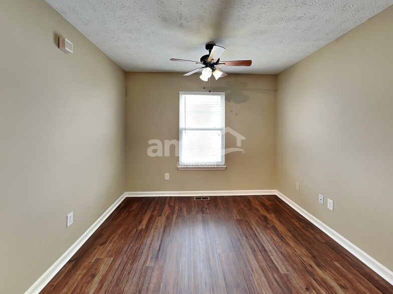Building Photo - 5657 Valhalla Way