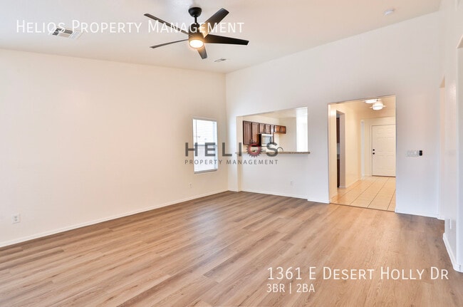 Building Photo - 1361 E Desert Holly Dr