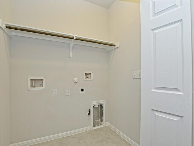 Building Photo - 6402 Arden Fls Dr