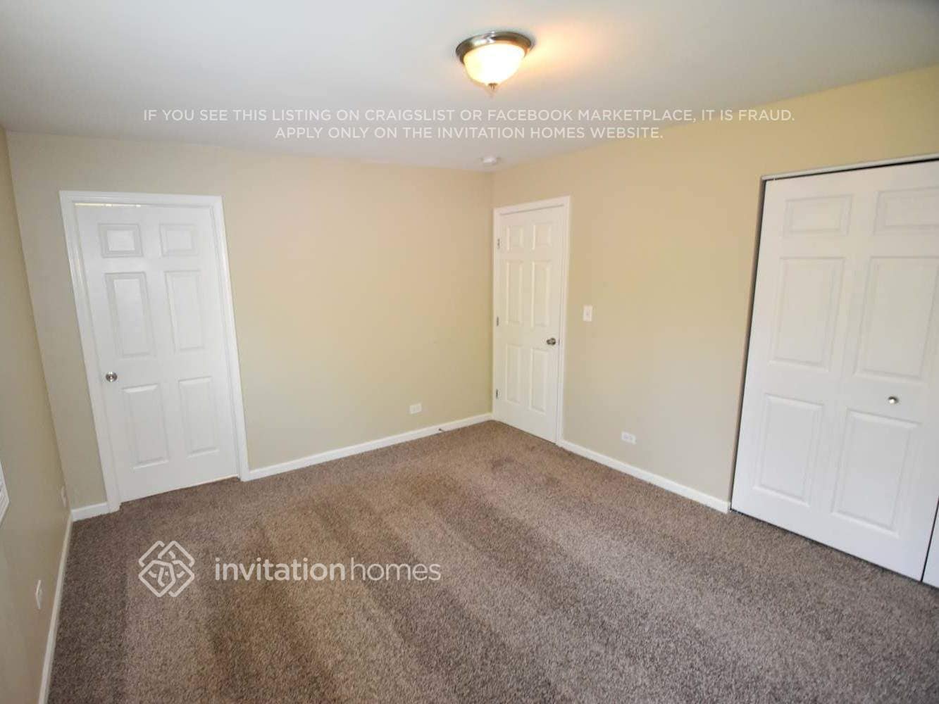 Building Photo - 5301 W Orchard Dr