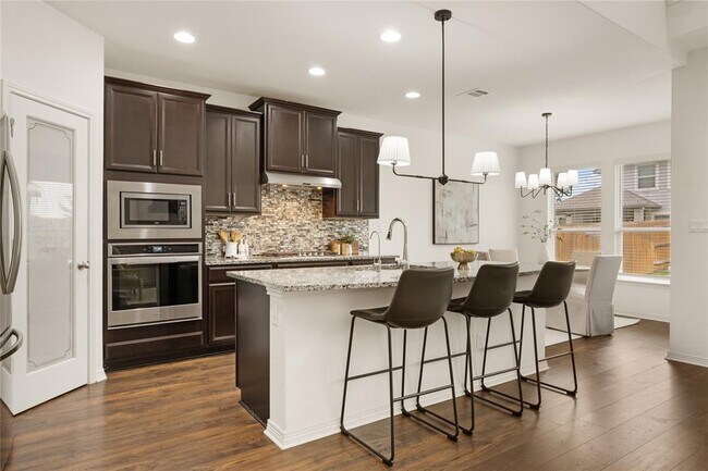Building Photo - 2213 Santa Isabella Dr