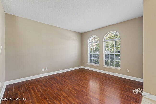 Building Photo - 3370 Turkey Creek Dr
