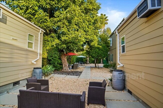 Building Photo - 5505 Colfax Ave