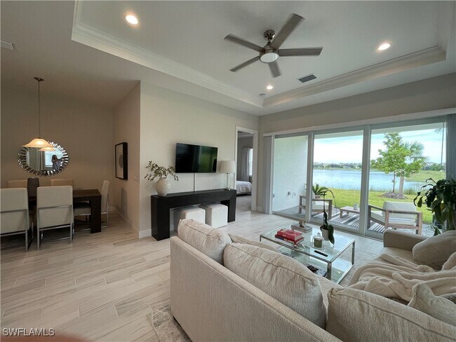 Building Photo - 9213 Cayman Dr