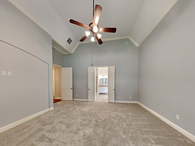 Building Photo - 11340 Classic Ln