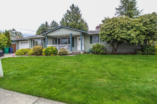 Building Photo - Coming Soon! Very well maintained home wit...