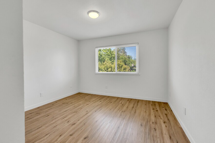 Building Photo - 2405 Cava Ct