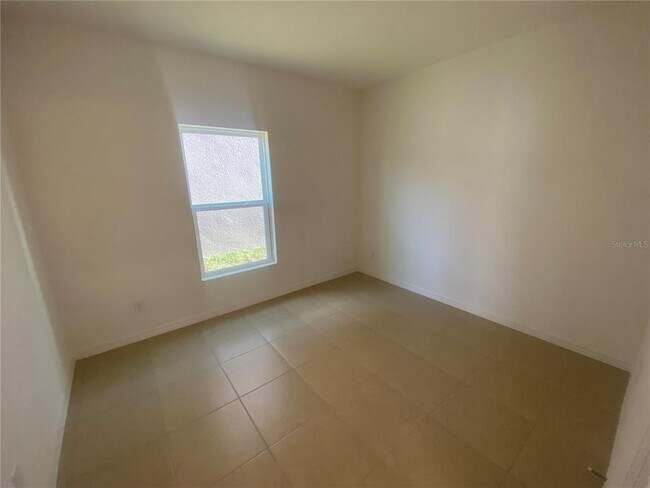 Building Photo - 5045 Sparkling Water Wy