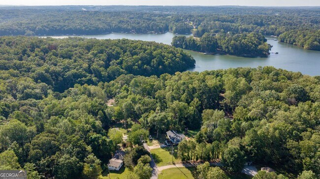 Building Photo - 4041 Fincher Dr